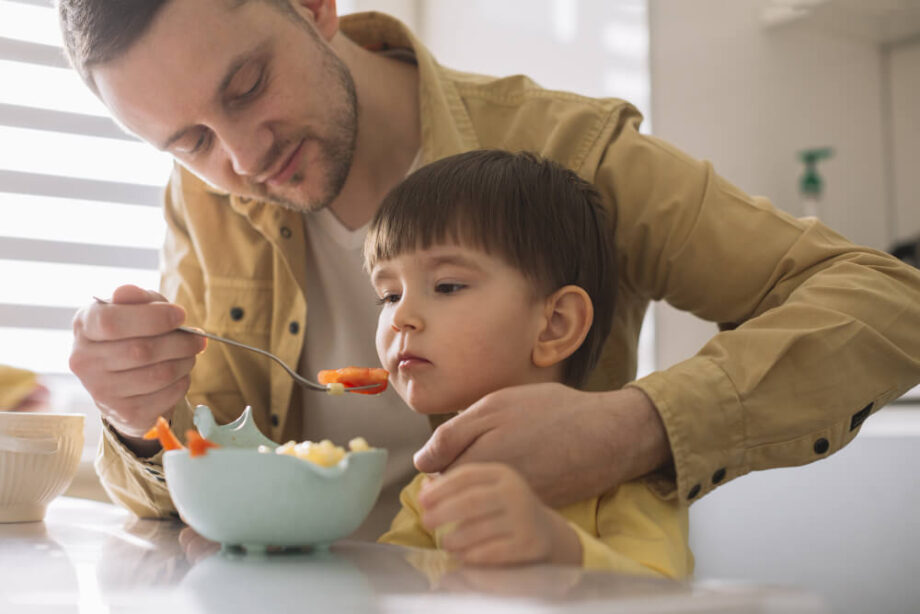 Top 6 Myths When Feeding Toddlers